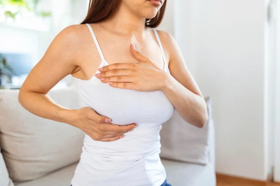 Lifting seins avec prothèse
